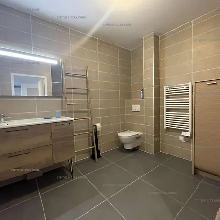 4terimp-a304 Joli De Standing Vue Apartman Collioure